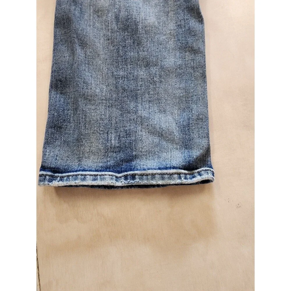 Urban Pipeline MaxFlex Athletic Jeans Men’s 33x30 Light Wash Distressed Stretch